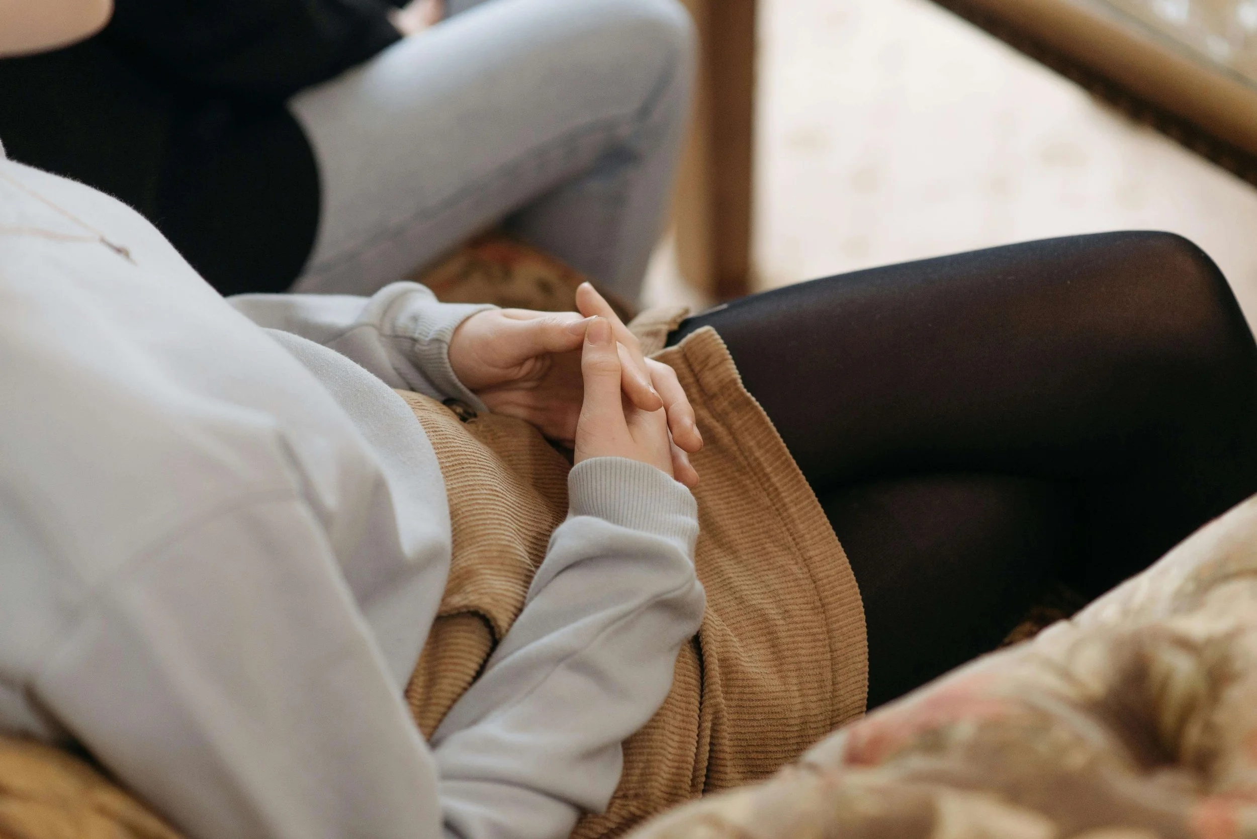 Person Sitting - cbt for ocd boston ma - exposure and response prevention massachusetts - ocd therapy boston ma - massachusetts
