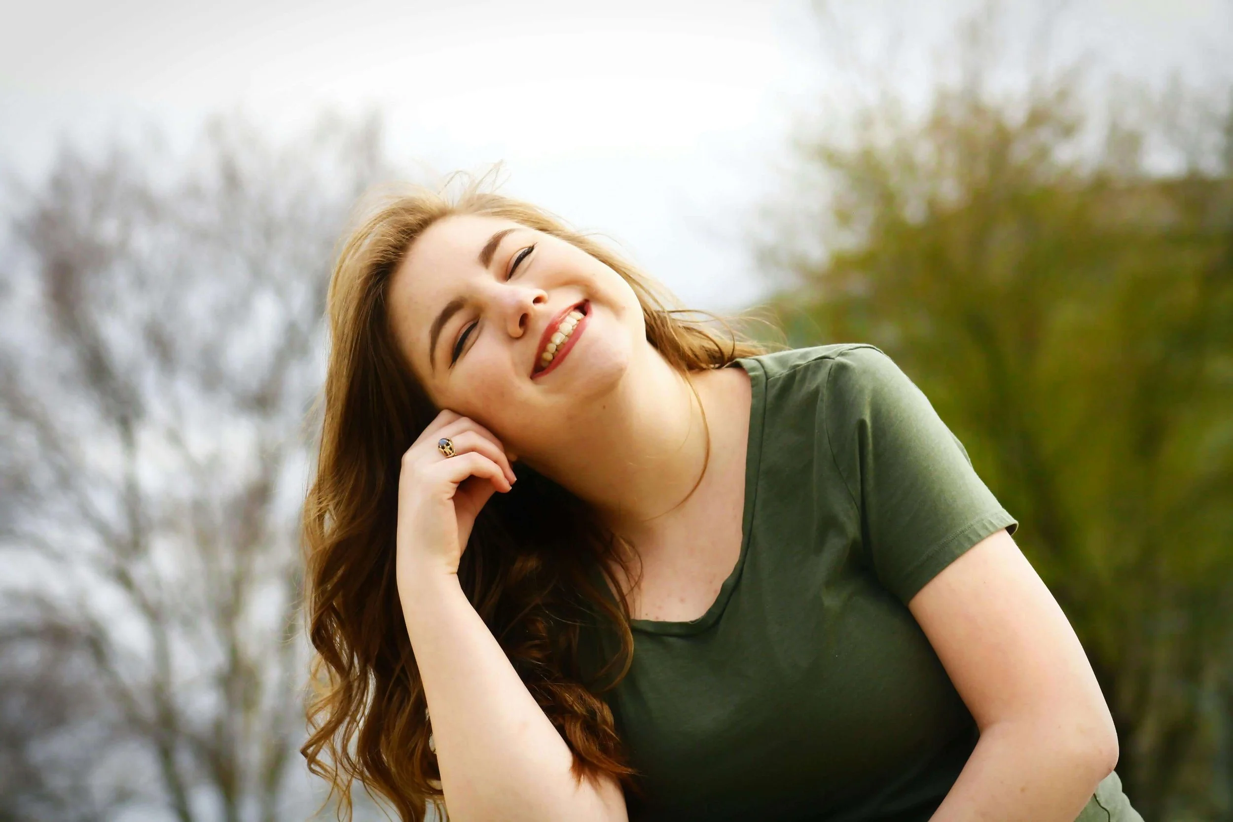 woman smiling | ocd therapy boston ma | ocd counseling boston ma | ocd therapist boston ma | Cambridge, MA | Somerville, MA | boston, MA