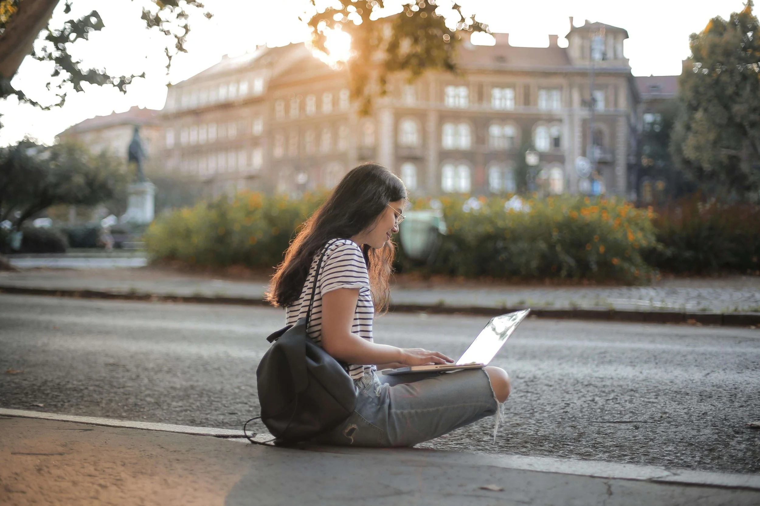 woman studying | ocd counseling boston ma | ocd therapist boston ma | therapy for ocd | ocd therapy boston, ma | Cambridge, MA | Boston, MA | Concord